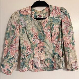 Vintage 80’s Style - Floral Button-Up Blouse